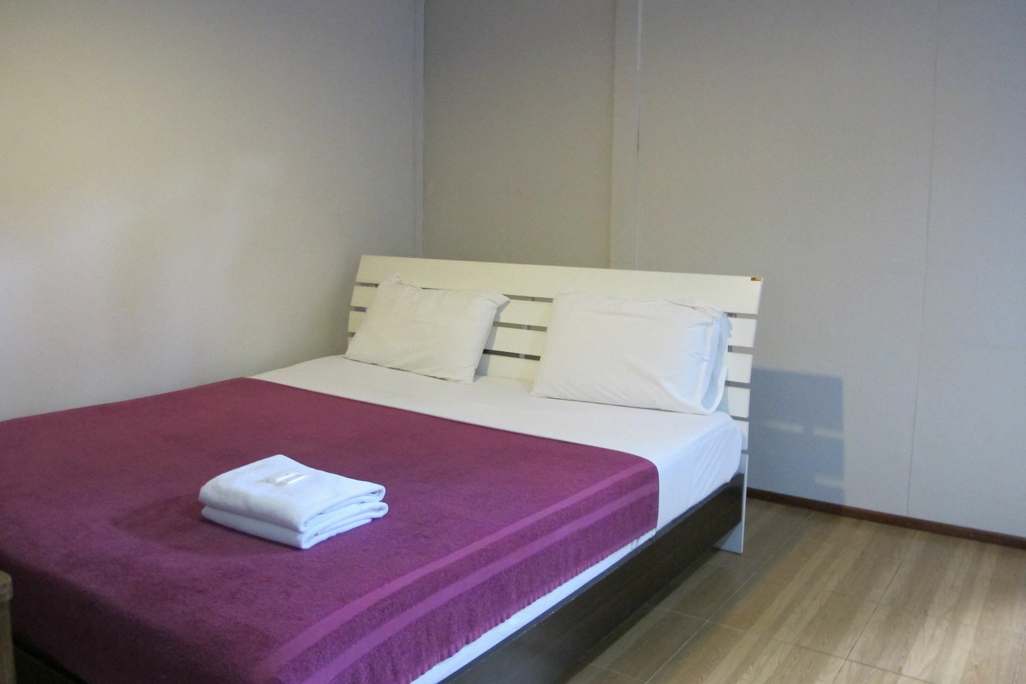 סי ראצ'ה Samchai Hotel מראה חיצוני תמונה