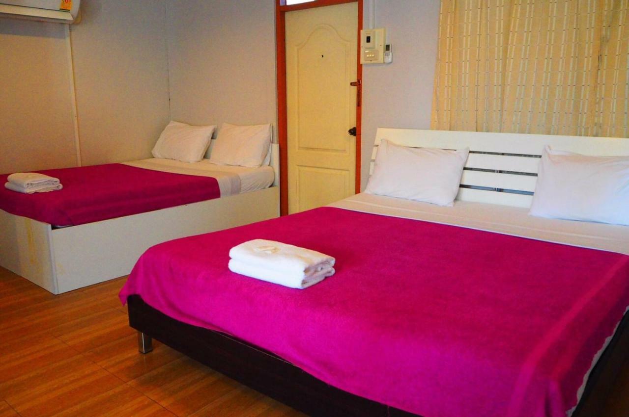 סי ראצ'ה Samchai Hotel מראה חיצוני תמונה