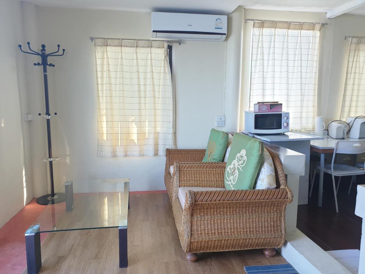 סי ראצ'ה Samchai Hotel מראה חיצוני תמונה